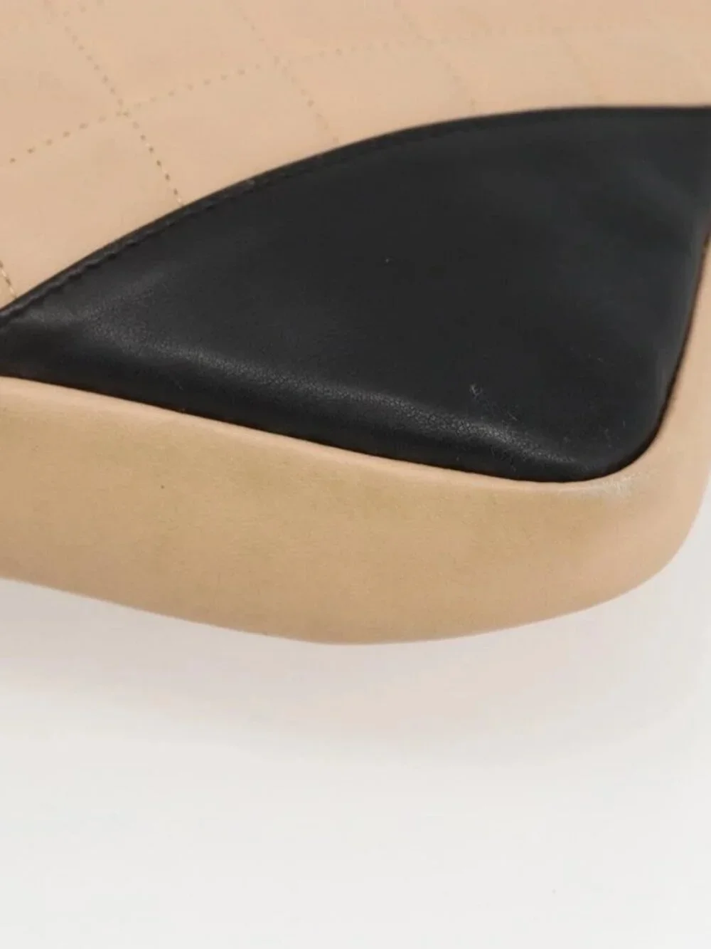 CHANEL brand	chanel color	beige
